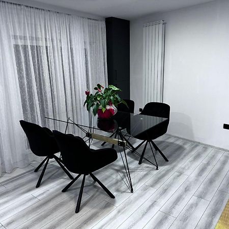 Whitehouse2 Apartment Arad Exterior photo