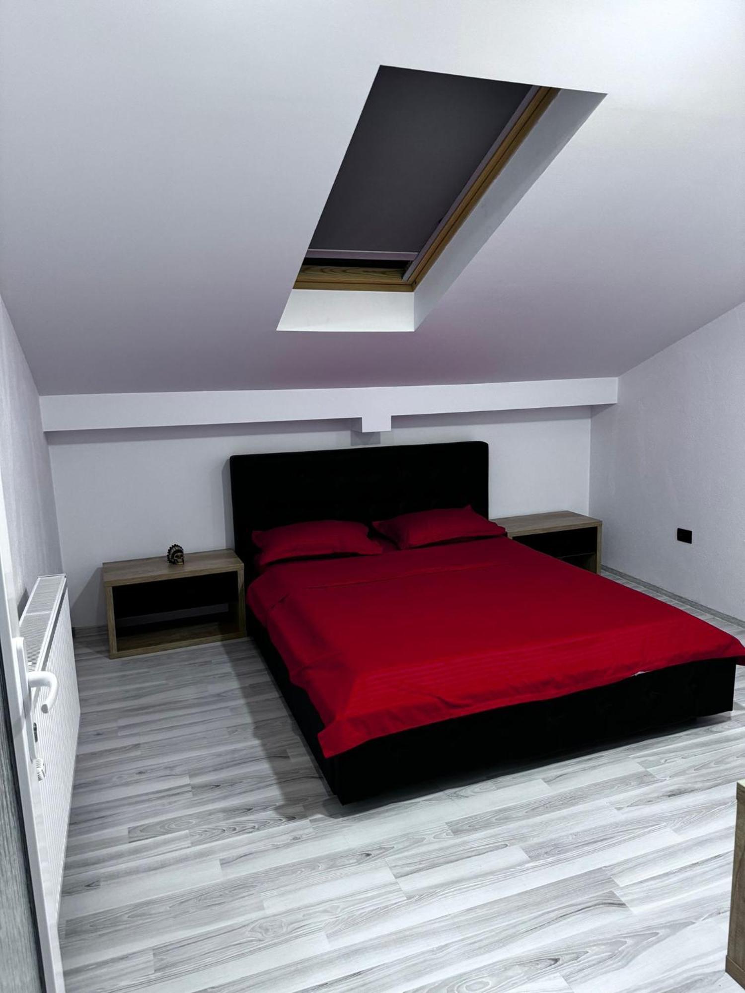 Whitehouse2 Apartment Arad Exterior photo
