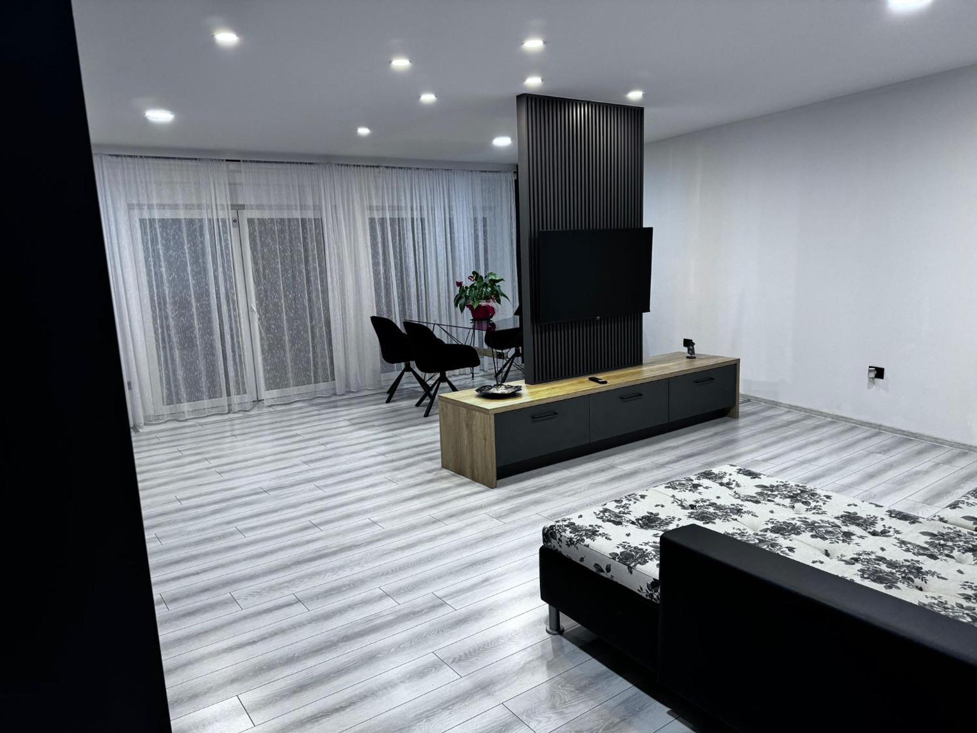 Whitehouse2 Apartment Arad Exterior photo